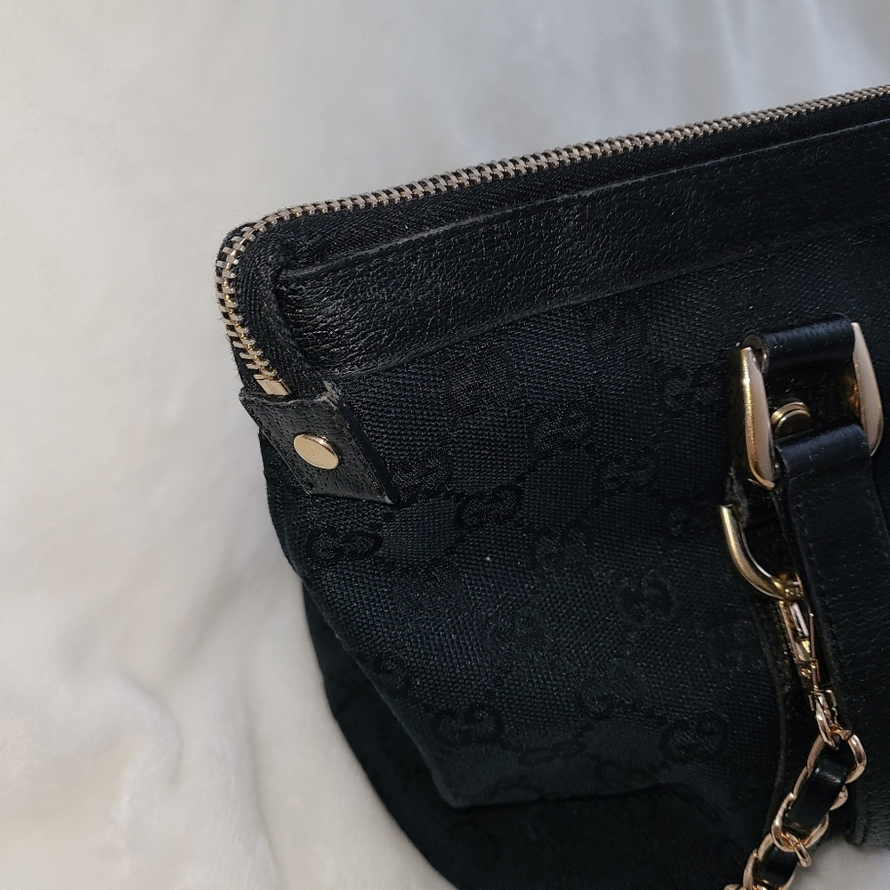 Authentic Gucci GG Black Canvas Abbey Zip Tote Shoulder Gold Hardware Bag - Picture 13 of 16